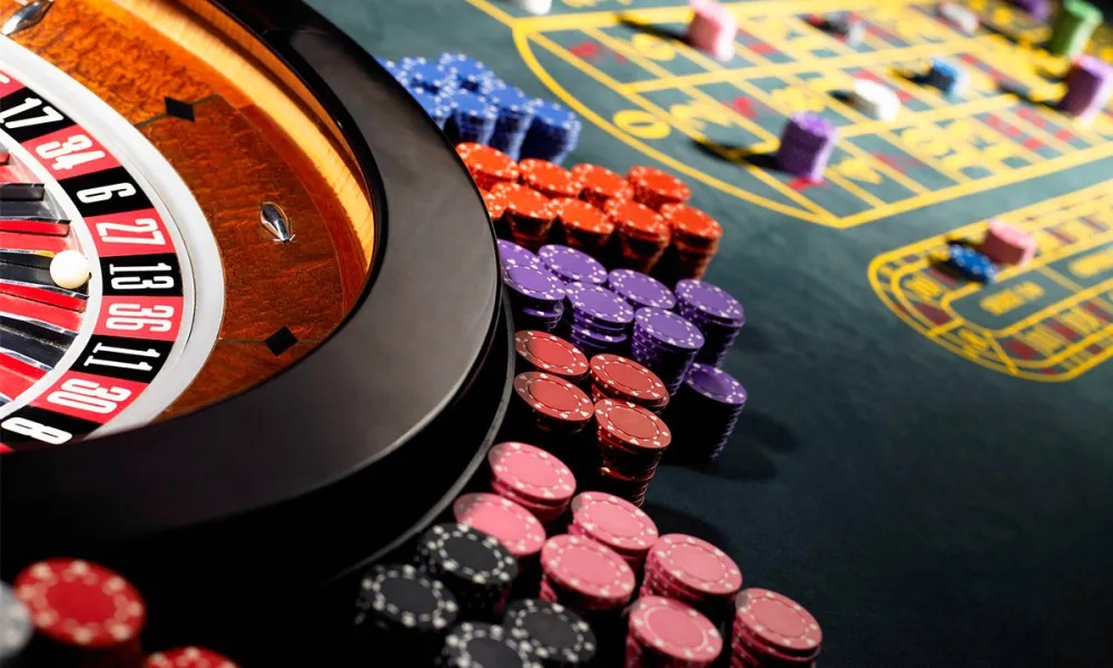 Are online gambling games fair and random?