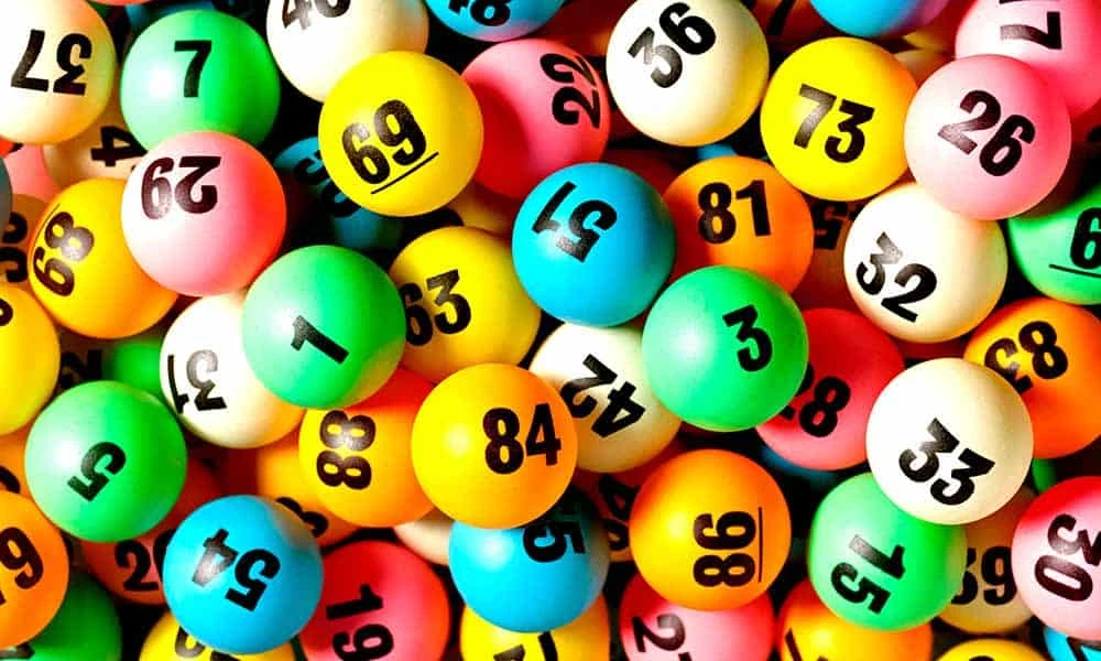 How do players use nonce sequences on Bitcoin roulette tables?